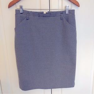 Tristan Size 4 Houndstooth Patterned Pencil Skirt Black White Office Business